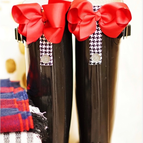 Poppy Boot Clips Red - Picture 3 of 4